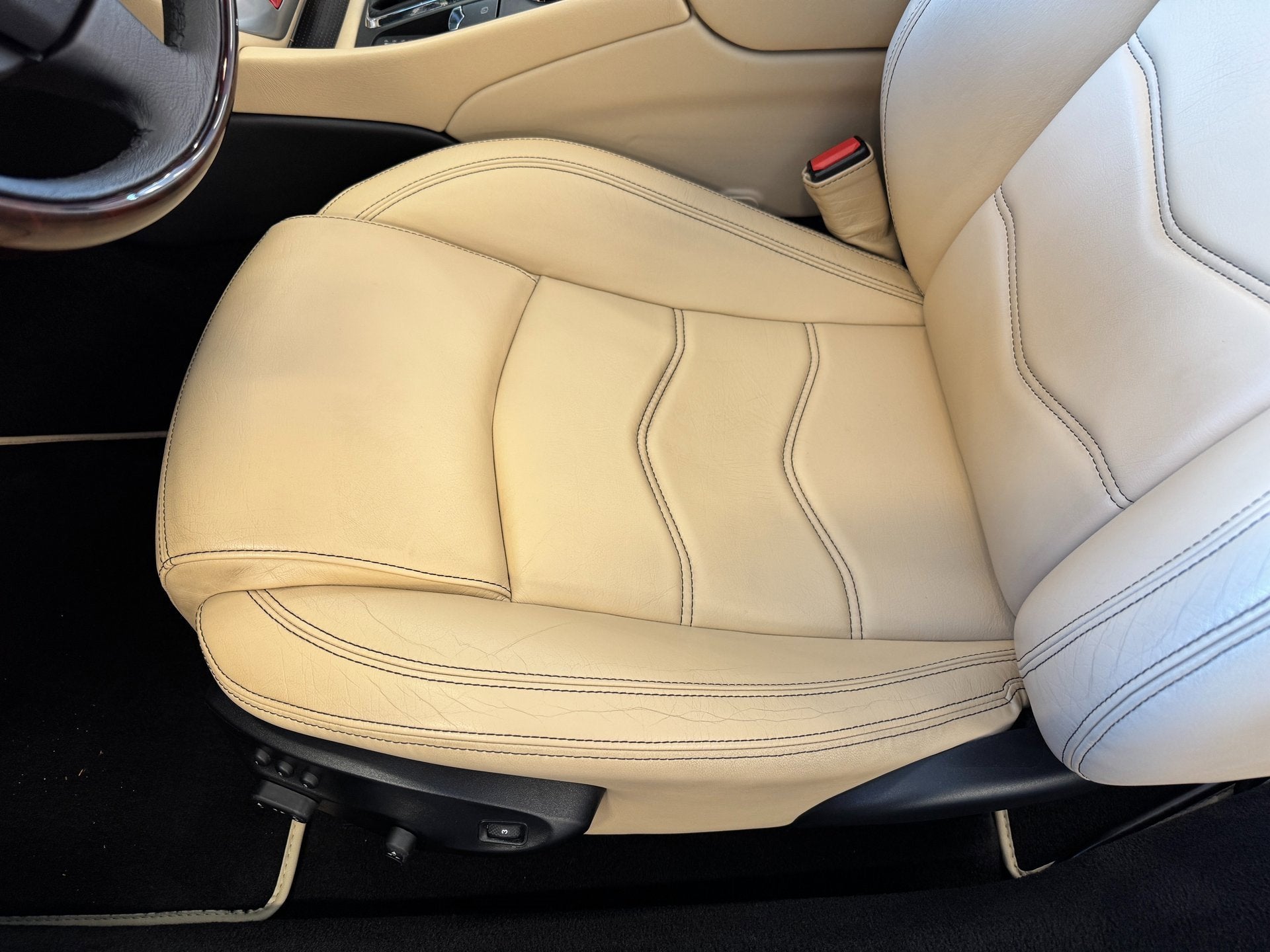 2014 Maserati GranTurismo Convertible 2dr Conv GranTurismo