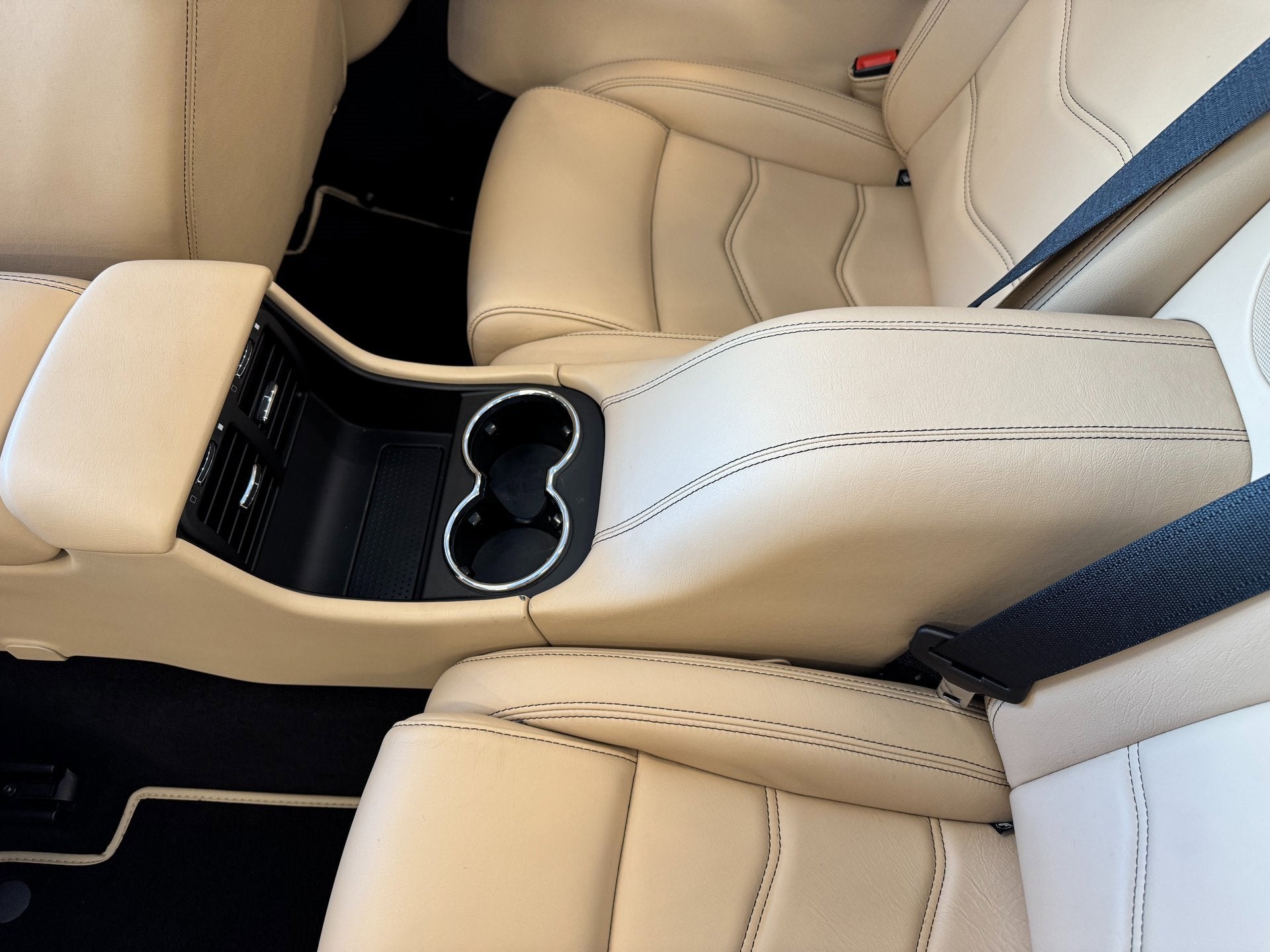 2014 Maserati GranTurismo Convertible 2dr Conv GranTurismo