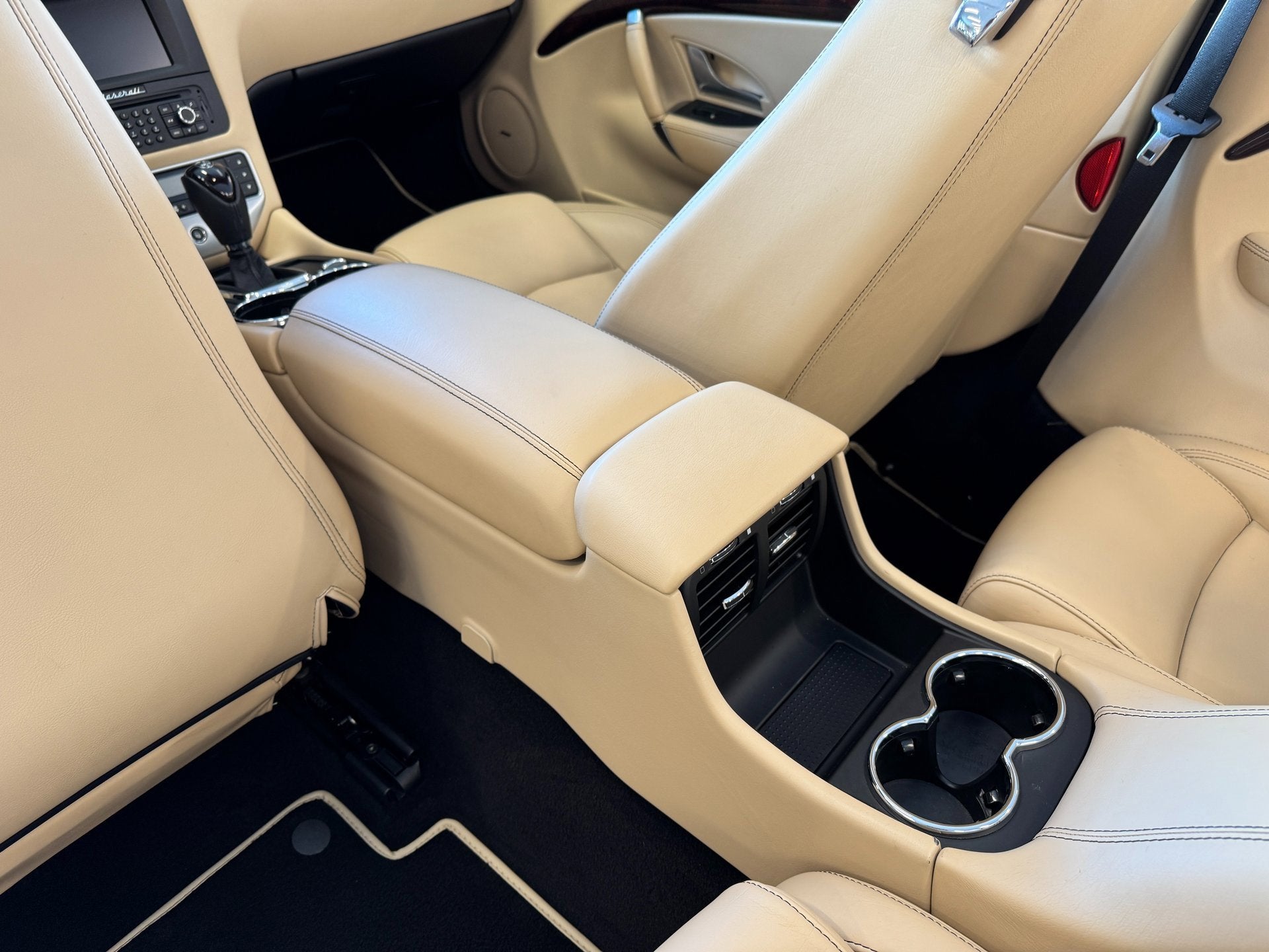 2014 Maserati GranTurismo Convertible 2dr Conv GranTurismo