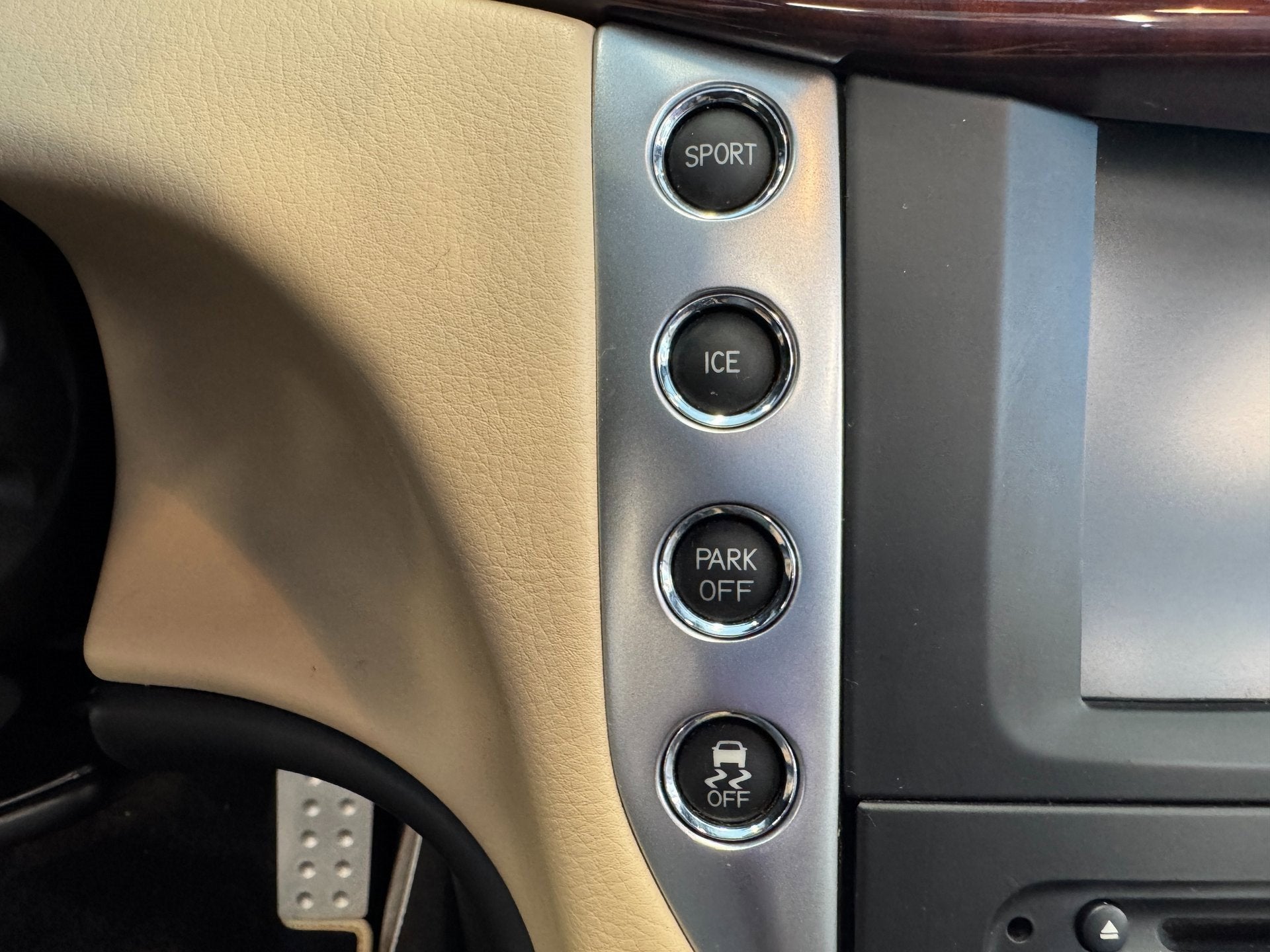 2014 Maserati GranTurismo Convertible 2dr Conv GranTurismo