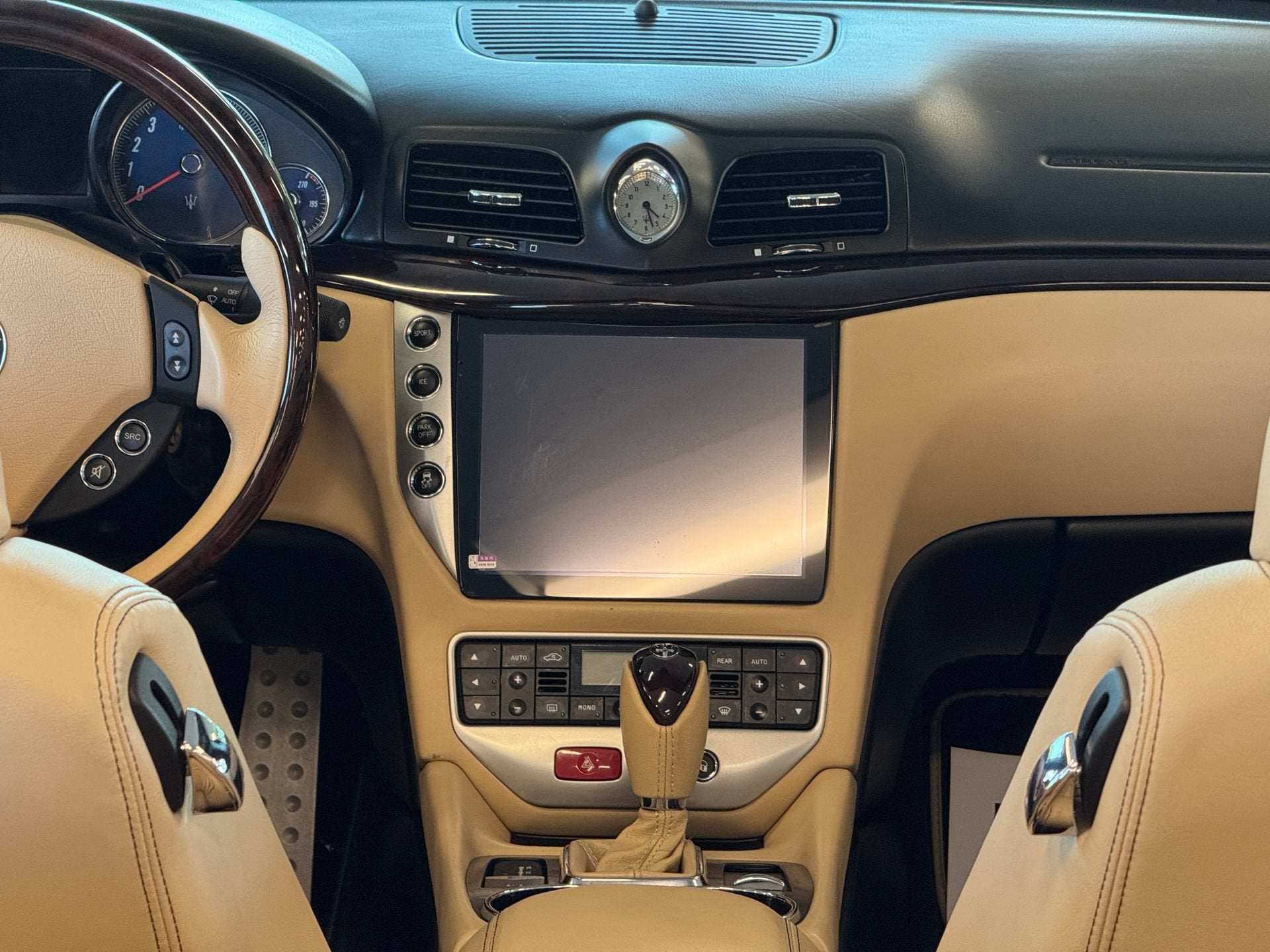 2014 Maserati GranTurismo 2dr Conv GranTurismo