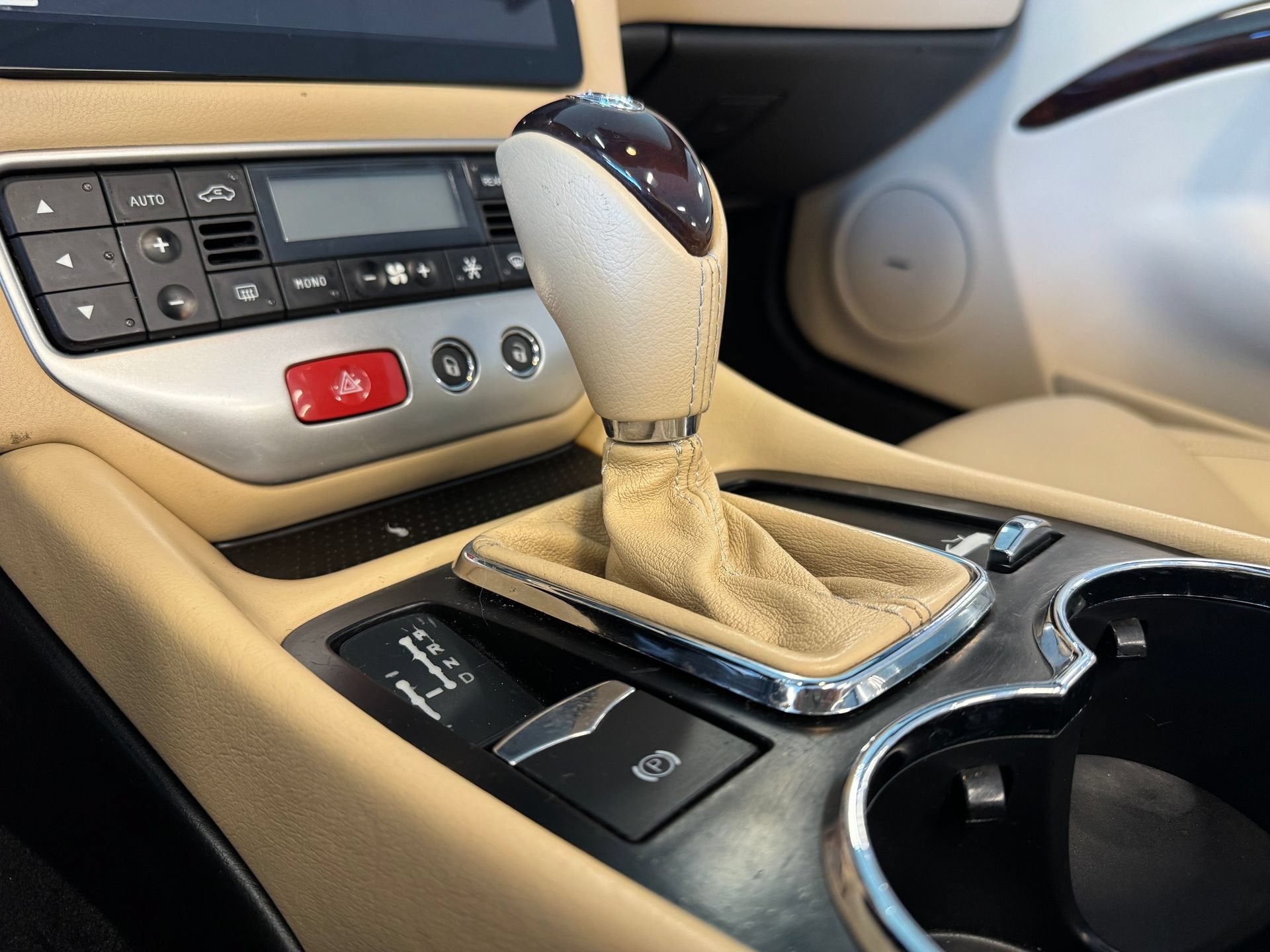 2014 Maserati GranTurismo 2dr Conv GranTurismo