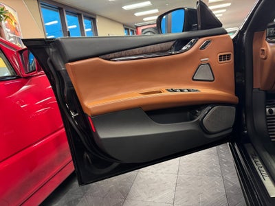 2014 Maserati Quattroporte GTS